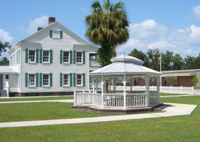 Oval Gazebos from Dixie Outdoor Solutions. Serving the Baxley Georgia Area.