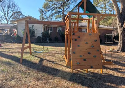 SSY3 Playset from Dixie Outdoor Solutions. Serving the Baxley Georgia Area.