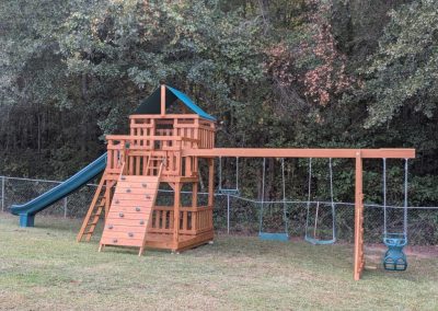 SSY5 Playset from Dixie Outdoor Solutions. Serving the Baxley Georgia Area.